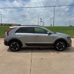 KIA NIRO EV WIND - 10