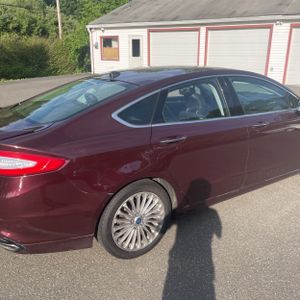 FORD FUSION TITANIUM - 9