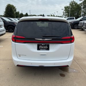 صورة 6 لـ 2024 Chrysler PACIFICA TOURING L