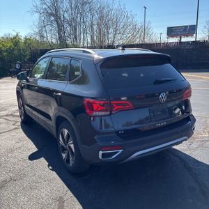 VOLKSWAGEN TAOS SE 4MOTION - 5