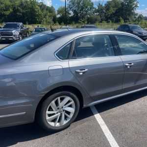 صورة 9 لـ 2018 Volkswagen PASSAT 2.0T SE