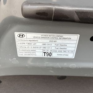 2025 Genesis GV80 2.5T STANDARD — фото 46