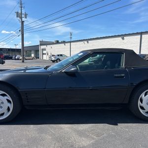 CHEVROLET CORVETTE BASE - 4