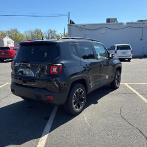JEEP RENEGADE - 8