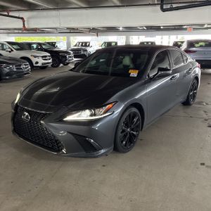 LEXUS ES 350 F SPORT HANDLING - 1