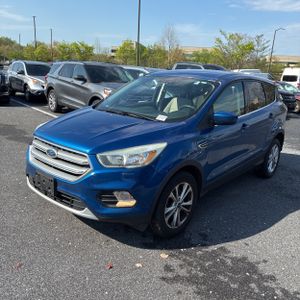 FORD ESCAPE SE - 1