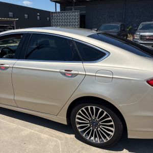FORD FUSION ENERGI TITANIUM - 6