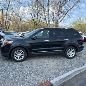 FORD EXPLORER XLT - 3