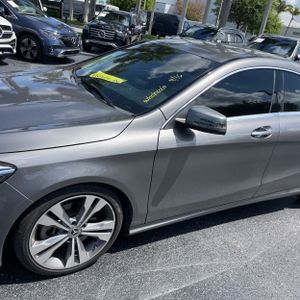 MERCEDES-BENZ CLA - 2