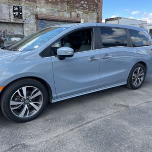 HONDA ODYSSEY TOURING - 2