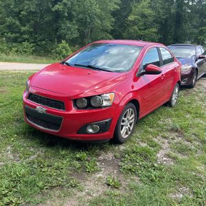 صورة 1 لـ 2013 Chevrolet SONIC LT AUTO