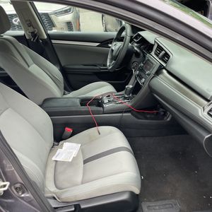 2019 Honda CIVIC LX — миниатюра 31