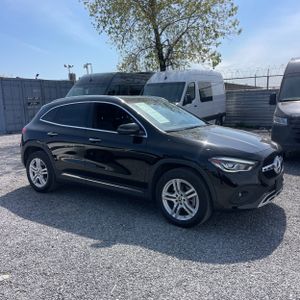 MERCEDES-BENZ GLA-CLASS - 10