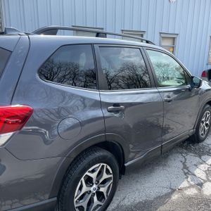 SUBARU FORESTER PREMIUM - 8