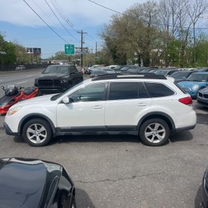 SUBARU OUTBACK PREMIUM - 3