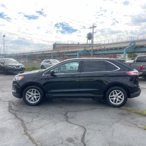 FORD EDGE SEL - 3