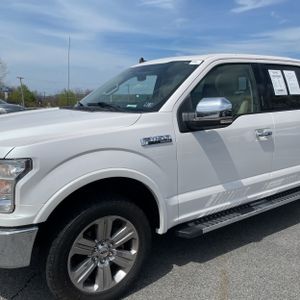 FORD F-150 LARIAT - 2