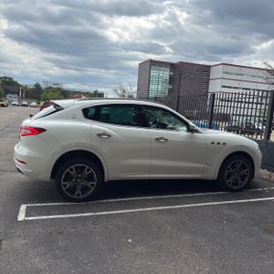 صورة 8 لـ 2018 Maserati LEVANTE S GRANSPORT