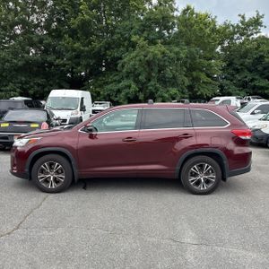2018 Toyota HIGHLANDER LE PLUS — фото 3
