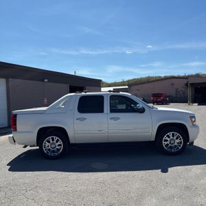 CHEVROLET AVALANCHE LTZ - 6