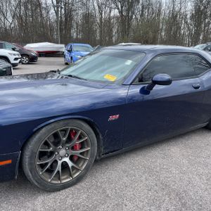 DODGE CHALLENGER SRT 392 - 2