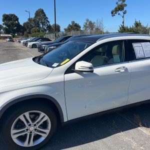 2015 Mercedes-BENZ GLA — фото 2