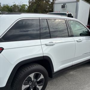 JEEP GRAND CHEROKEE 4XE - 9