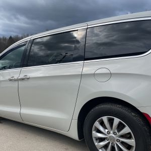 CHRYSLER PACIFICA TOURING - 6