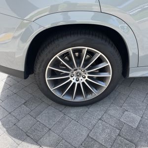 صورة مصغرة 19 لـ 2026 Mercedes-BENZ GLE