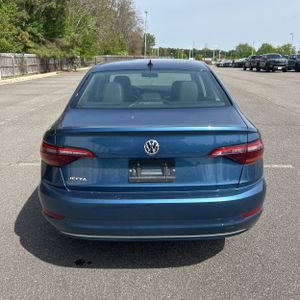 VOLKSWAGEN JETTA SE - 6
