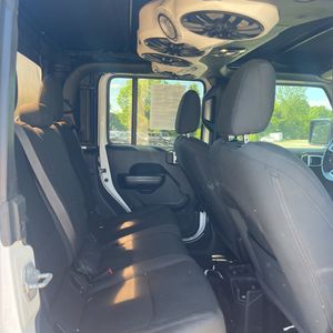 2020 JEEP GLADIATOR SPORT S — миниатюра 35