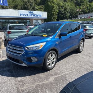 2019 FORD ESCAPE SE — фото 1