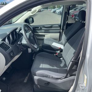 2009 Dodge GRAND CARAVAN SXT — миниатюра 32