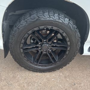 صورة مصغرة 17 لـ 2020 Lexus GX 460 LUXURY