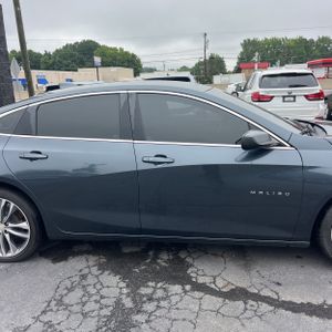 2021 Chevrolet MALIBU LT — миниатюра 11
