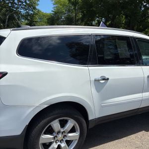 2016 Chevrolet TRAVERSE LT — фото 9