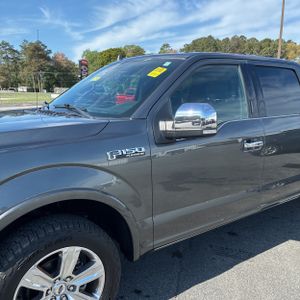 FORD F-150 PLATINUM - 2