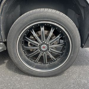 صورة مصغرة 18 لـ 2010 Cadillac ESCALADE LUXURY