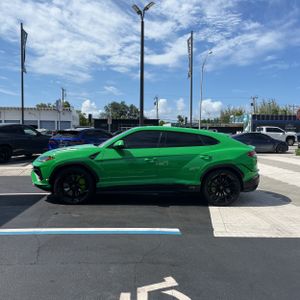 2024 Lamborghini URUS S — фото 3
