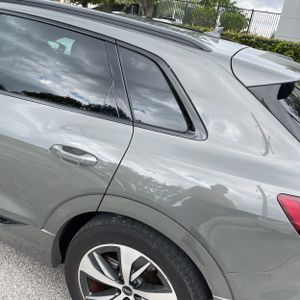 AUDI Q8 E-TRON QUATTRO PREMIUM - 6