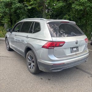 2022 Volkswagen TIGUAN SE 4MOTION 照片 5