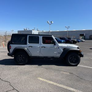 JEEP WRANGLER WILLYS 4XE - 10