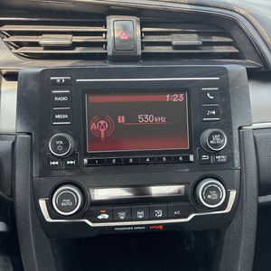 صورة مصغرة 36 لـ 2018 Honda CIVIC LX