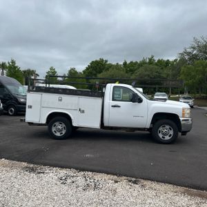 CHEVROLET SILVERADO - 10