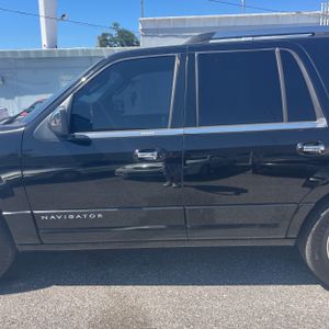 LINCOLN NAVIGATOR SELECT - 4