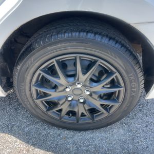 2017 Toyota COROLLA LE — миниатюра 17