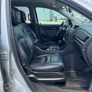 صورة مصغرة 33 لـ 2017 Chevrolet TRAVERSE LT