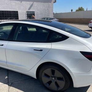 TESLA MODEL 3 BASE - 6