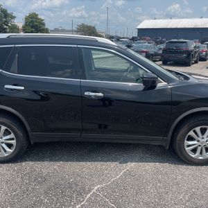 2016 Nissan ROGUE SV — миниатюра 11