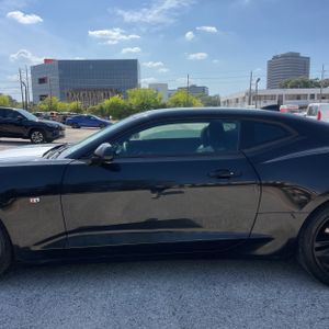 صورة 4 لـ 2017 Chevrolet CAMARO LT
